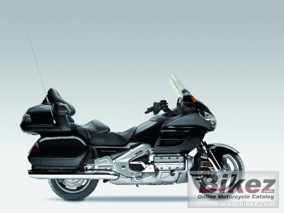 2010 Honda Gold Wing Airbag photo